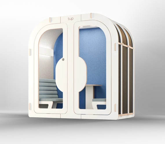 AMI TUP XL V2 006 (Custom)